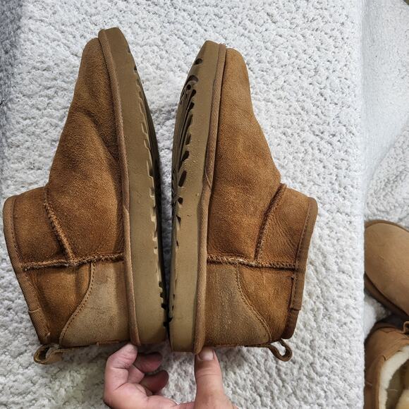 UGG Women's Classic Ultra Mini Chestnut size womens bootie size 7 - Picture 2 of 6